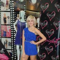 Pixie Lott cuts the ribbon and unveils her Autumn Winter range | Picture 87547